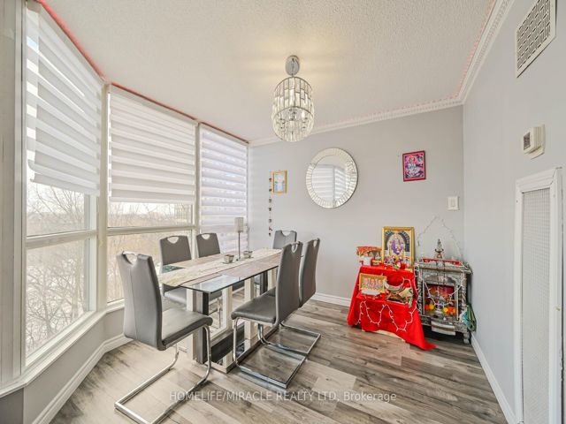 511 - 5 Rowntree Rd
