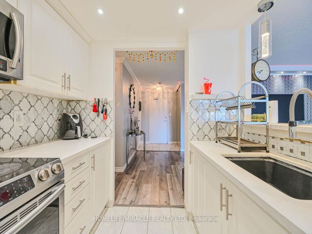 511 - 5 Rowntree Rd