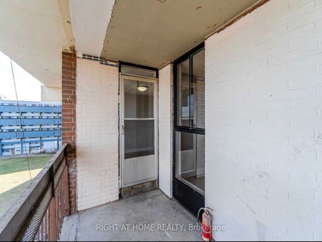 621 - 4673 Jane St