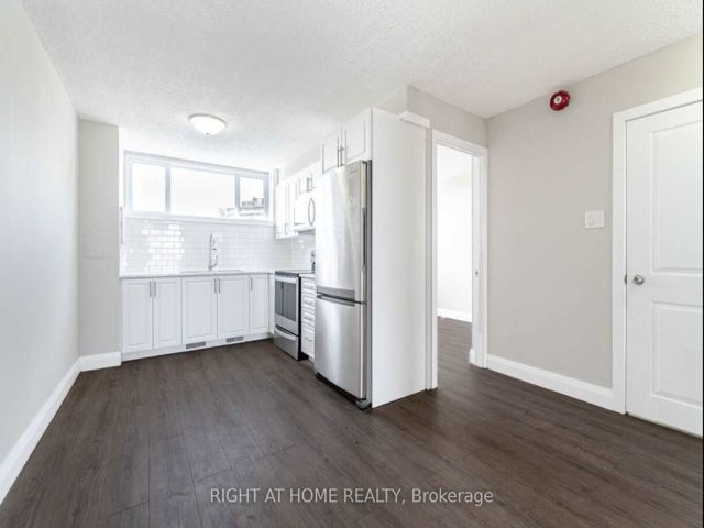 621 - 4673 Jane St