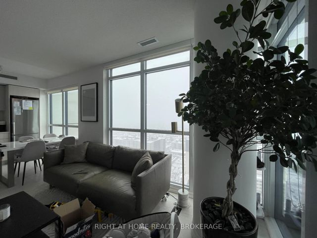 2902 - 30 Gibbs Rd
