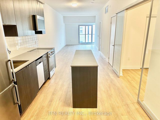 316 - 2433 Dufferin St