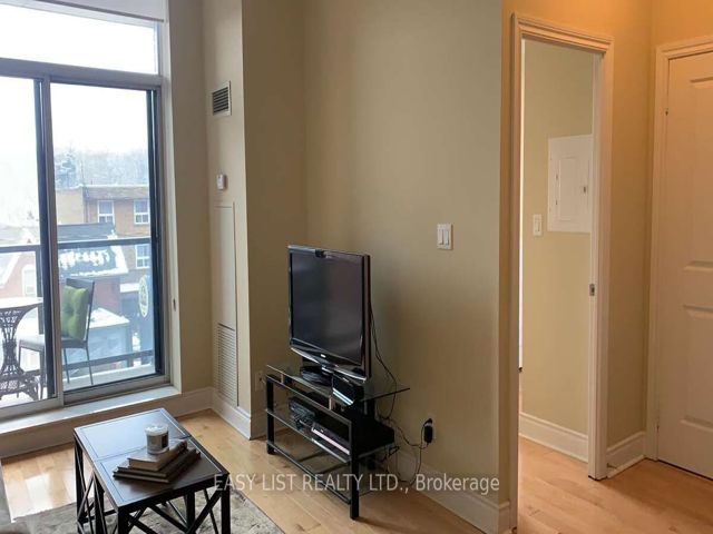 309 - 25 Earlington Ave