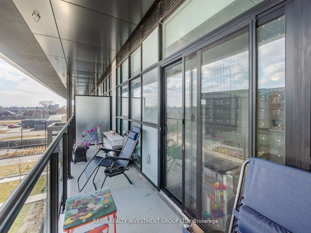301 - 50 George Butchart Dr
