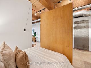 2 - 371 Wallace Ave