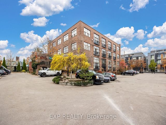 2 - 371 Wallace Ave