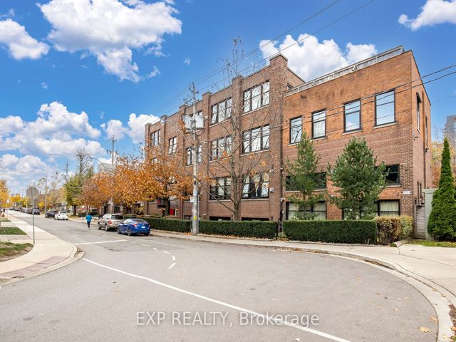 2 - 371 Wallace Ave