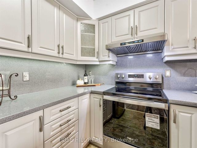 2002 - 3049 Finch Ave W