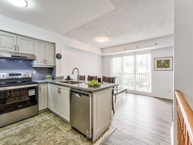 2002 - 3049 Finch Ave W