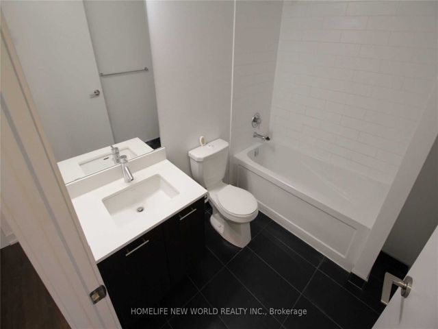 908 - 2200 Lake Shore Blvd W