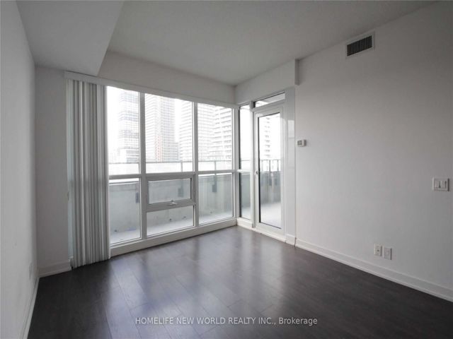 908 - 2200 Lake Shore Blvd W