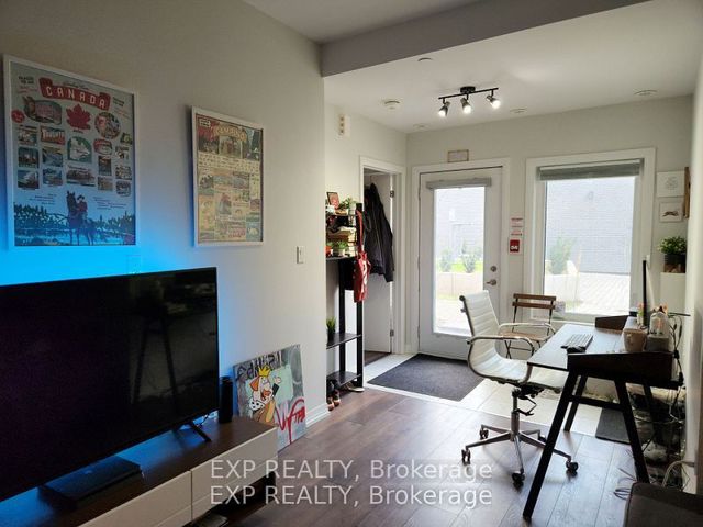 115 - 402 The East mall suite