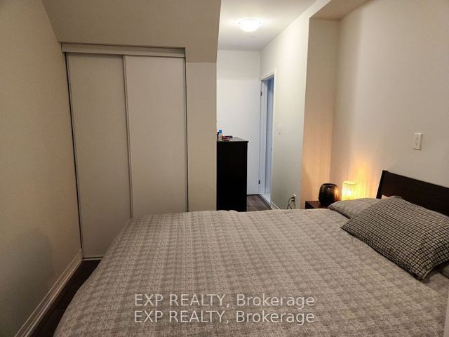 115 - 402 The East mall suite