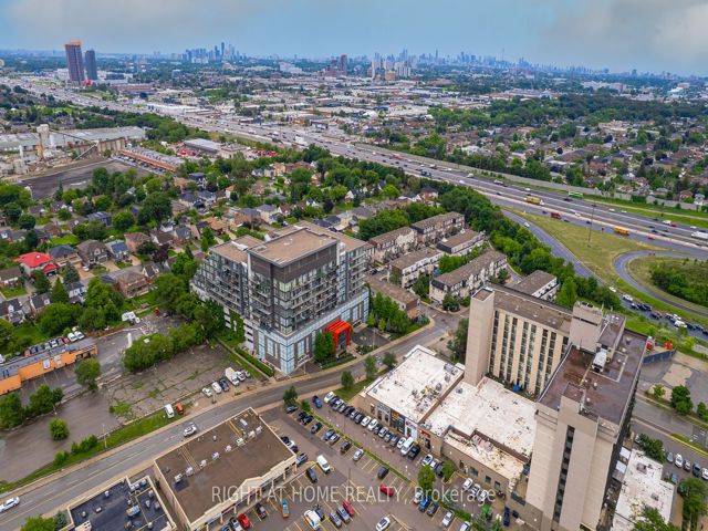 917 - 15 James Finlay Way