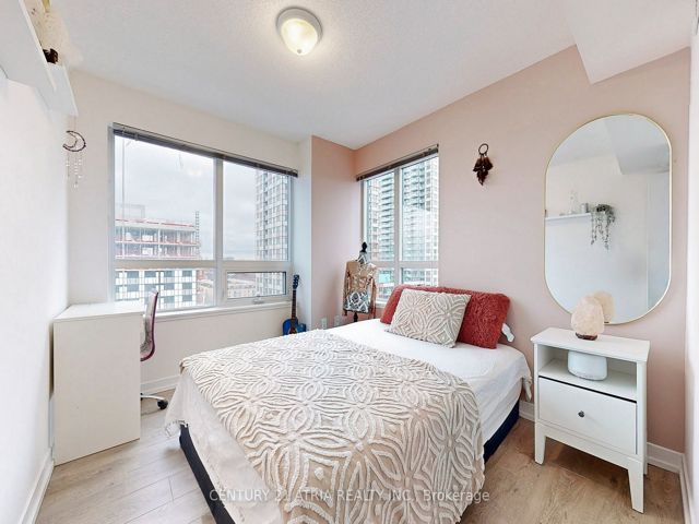 1210 - 1420 Dupont St