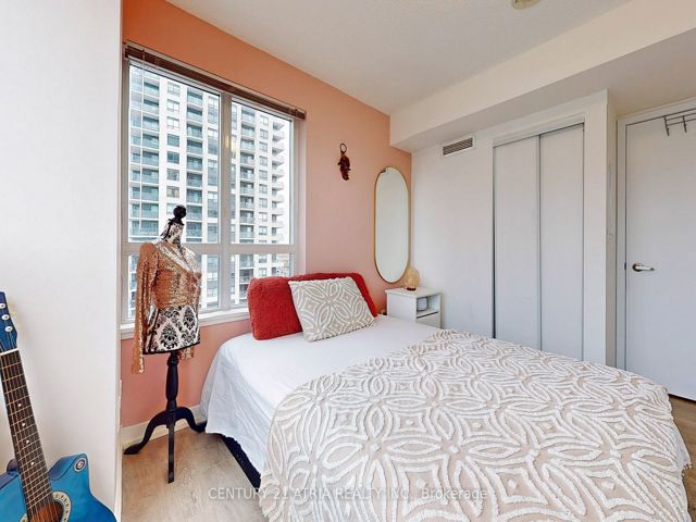 1210 - 1420 Dupont St