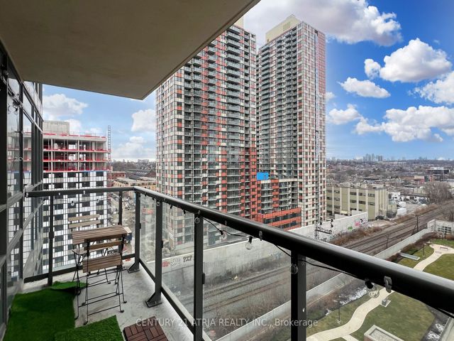 1210 - 1420 Dupont St