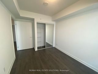 1611 - 30 Samuel Wood Way