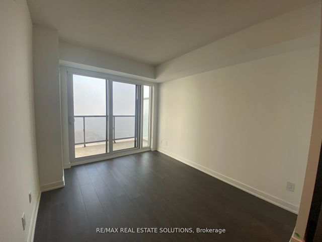1611 - 30 Samuel Wood Way