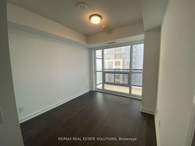 1611 - 30 Samuel Wood Way