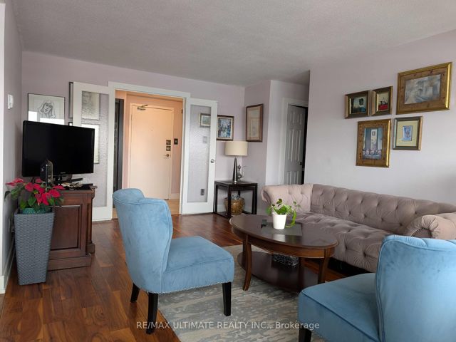 808 - 155 Marlee Ave