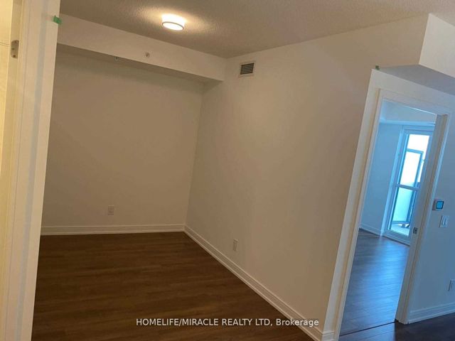 905 - 30 Samuel Wood Way