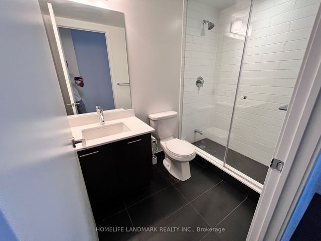 2703 - 2212 Lake Shore Blvd W
