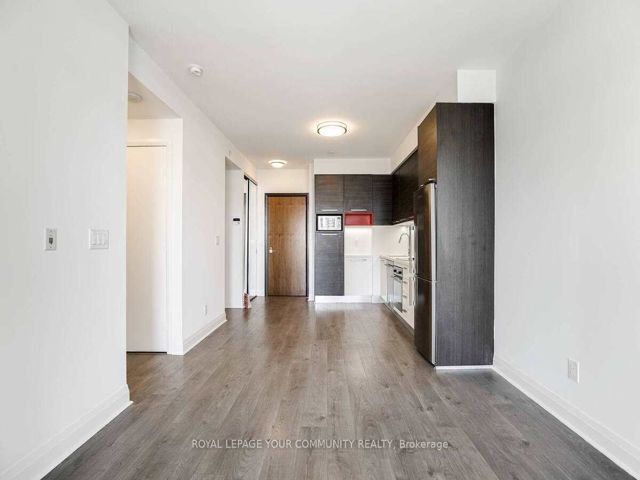 1002 - 36 Park Lawn Rd