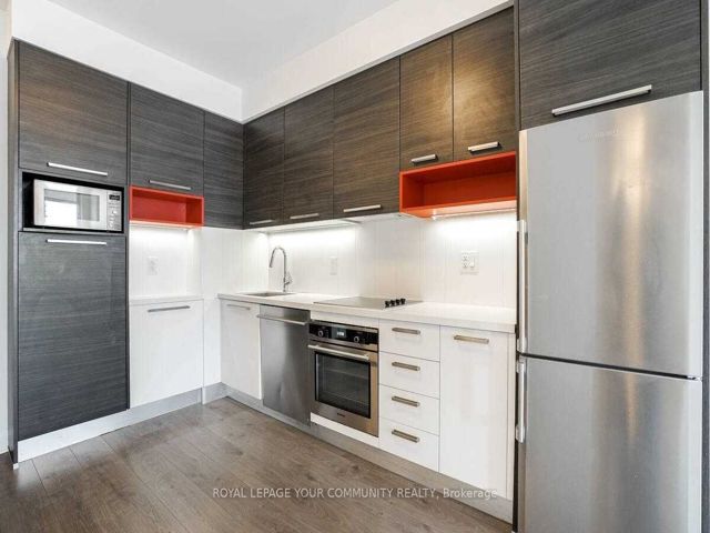 1002 - 36 Park Lawn Rd