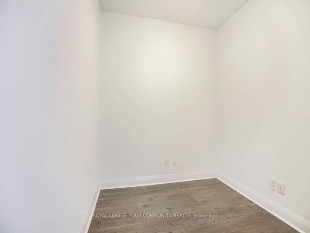 1002 - 36 Park Lawn Rd