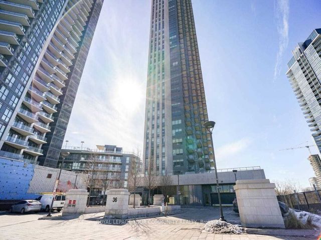 1002 - 36 Park Lawn Rd