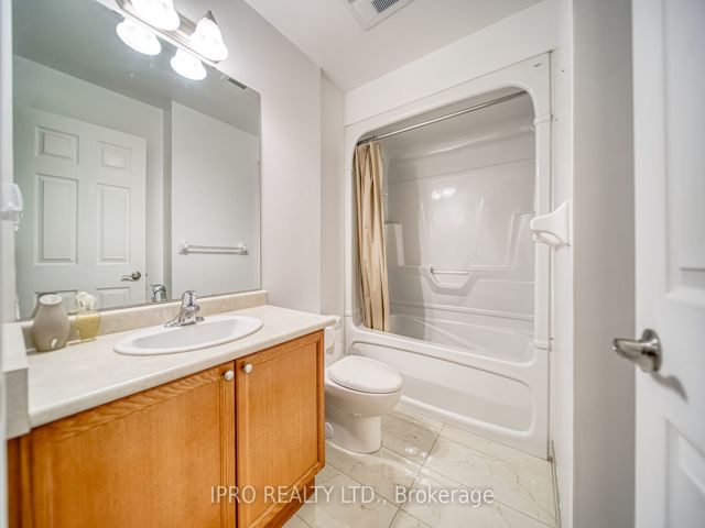 #2 - 1947 Lawrence Ave