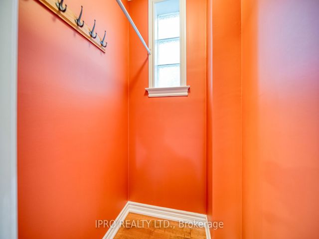#2 - 1947 Lawrence Ave