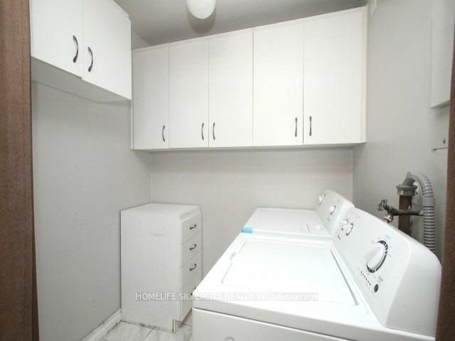 711 - 340 Dixon Rd