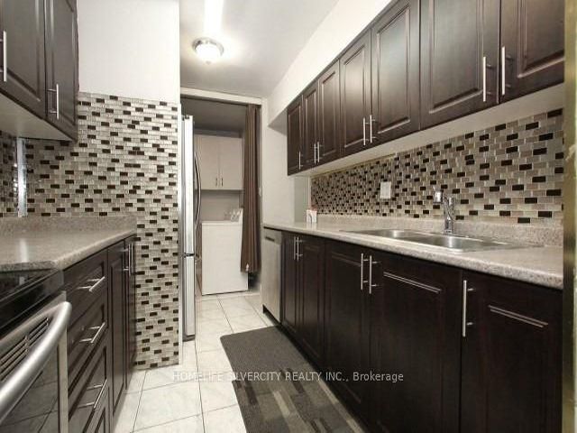 711 - 340 Dixon Rd