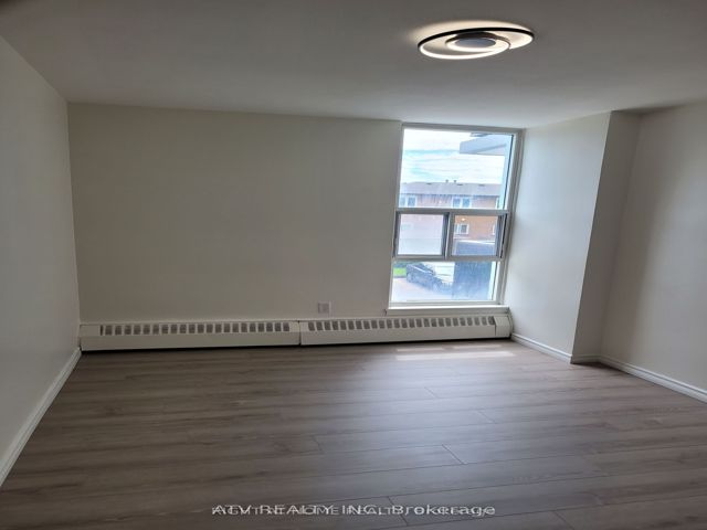 202 - 235 Grandravine Dr