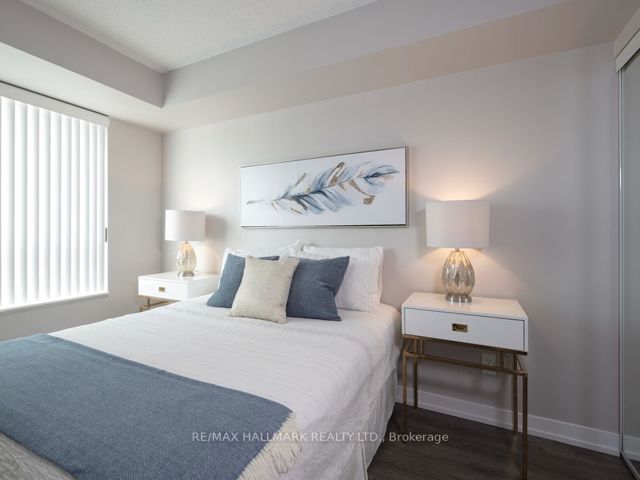 1401 - 5191 Dundas St W