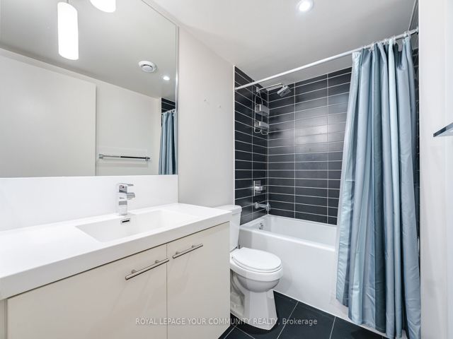 1204 - 5 Valhalla Inn Rd
