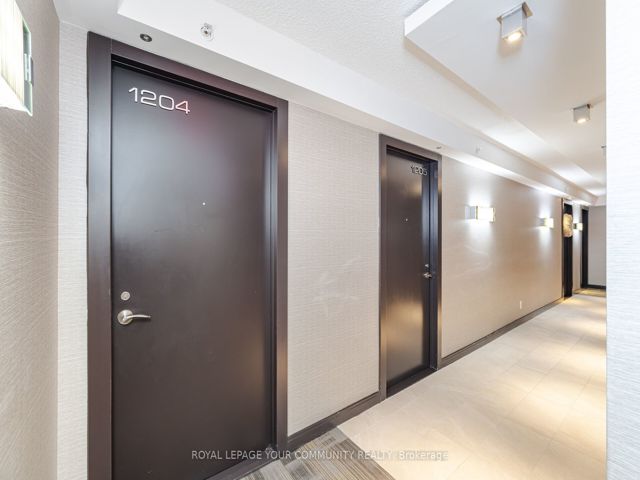 1204 - 5 Valhalla Inn Rd