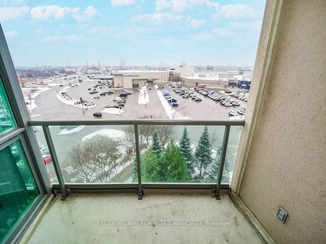 709 - 235 Sherway Gardens Rd