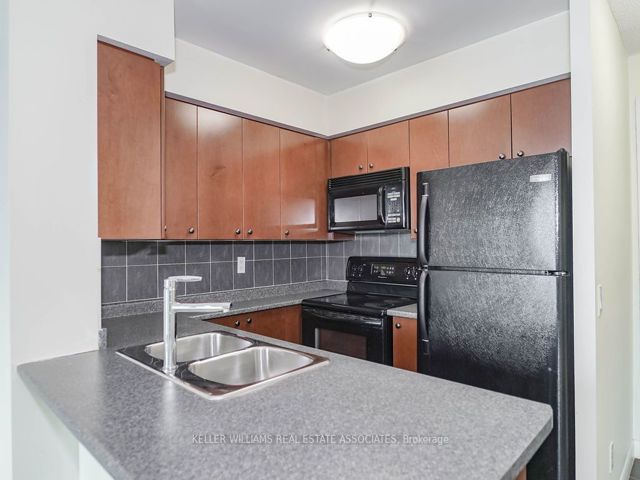 709 - 235 Sherway Gardens Rd