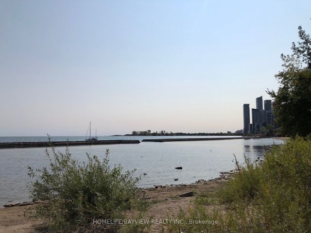 2903 - 1926 Lakeshore Blvd W