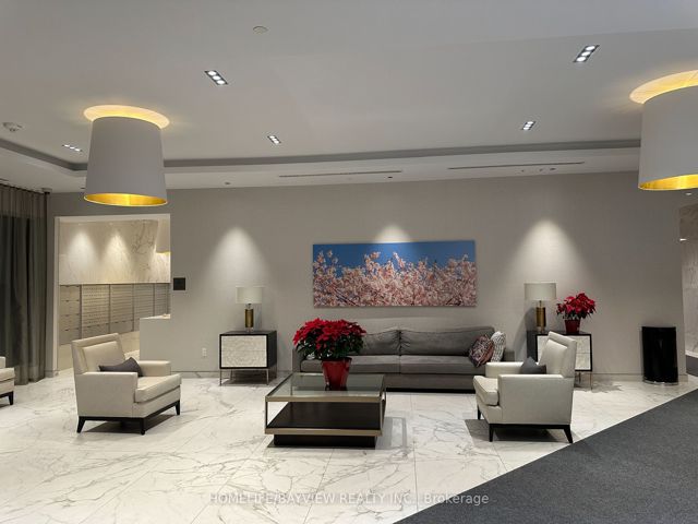 2903 - 1926 Lakeshore Blvd W