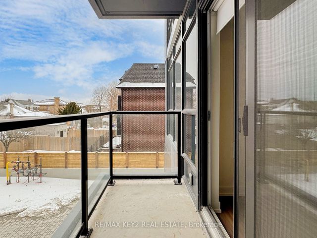 225 - 556 Marlee Ave
