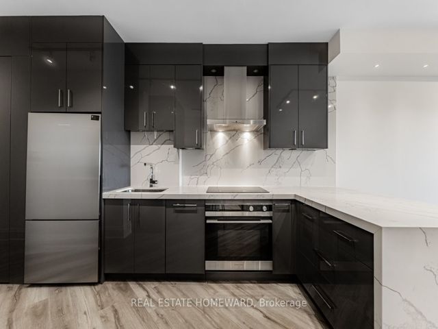 2734 - 165 Legion Rd N
