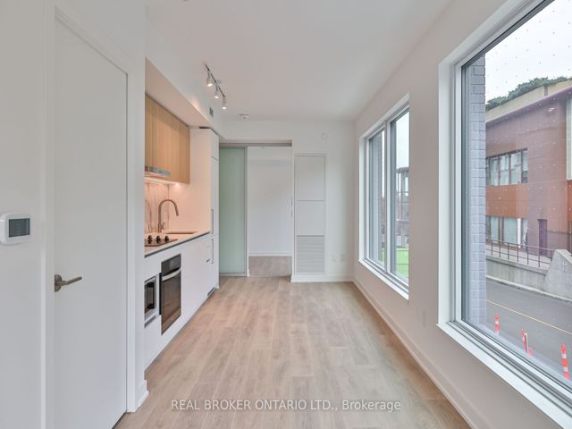 208 - 1100 Sheppard Ave W