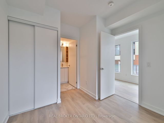 208 - 1100 Sheppard Ave W