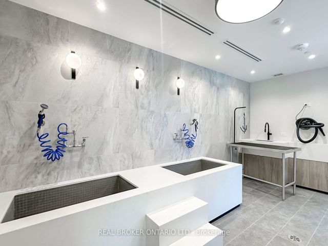 208 - 1100 Sheppard Ave W