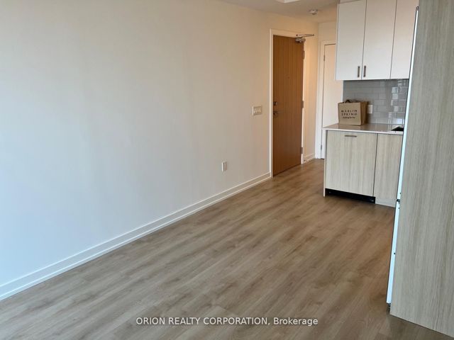 302 - 1195 The Queensway  W