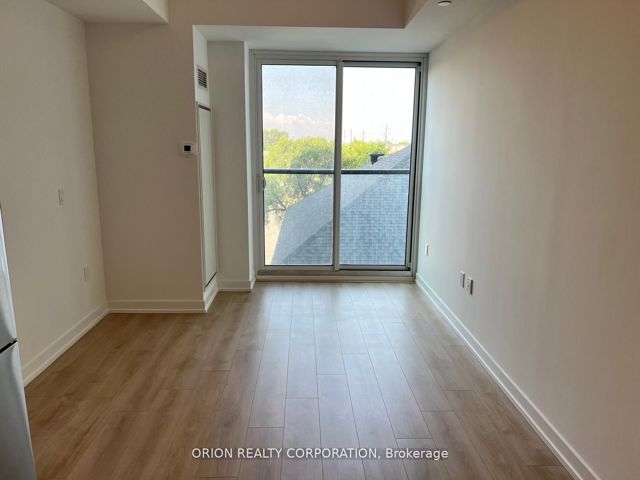 302 - 1195 The Queensway  W
